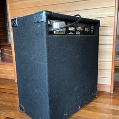 フェンダー・ベースアンプ・ビンテージの画像