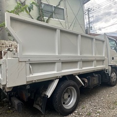 いすゞ エルフ 2tダンプ アオリ付 美車 走行少 MT車 分割以外の相談は乗ります‼️の画像