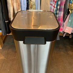 Joseph Joseph クラッシュボックス 20L ゴミ箱 参考定価￥33000の画像