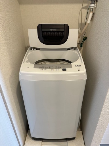 冷蔵庫、洗濯機、電子レンジ、トースターの4点セット