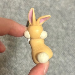 “ディズニーキャラクター” カラーコレクションチャーム～yellow～ バニーの画像