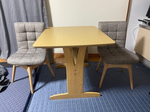 お取引成立 (美品)ダイニングテーブル、チェア2脚