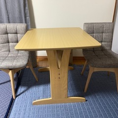 (美品)ダイニングテーブル、チェア2脚