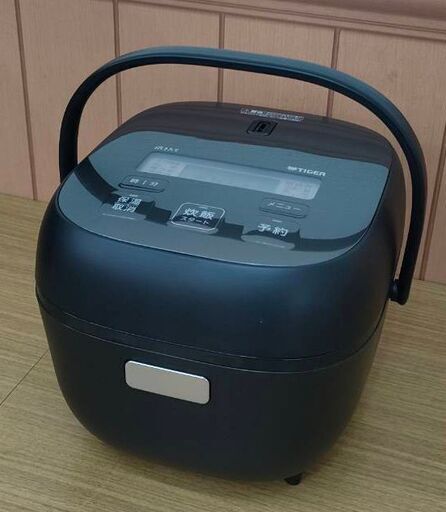 タイガー マイコンジャー炊飯器 炊きたて 3合炊き JBS-B055 2023年製