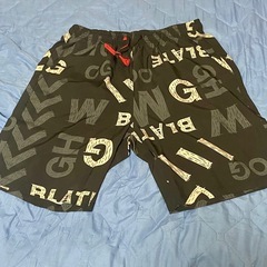 お値引き‼️
X X Lサイズの春夏用短パン❣️