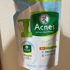 ビオレ　アクネ　詰め替え