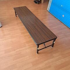 無料　長テーブルの画像