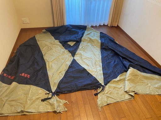 アウトエアー　テント