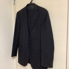 DSquared2のスーツ（ジャンク扱）の画像