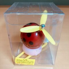 自転車ハンドル用アクセサリー・プロペラつきアヒル（てんとう虫ヘル）の画像