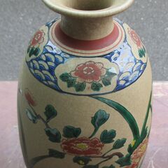 ☆伝統工芸品 九谷焼の花瓶 ケース付 九谷健生作◆江戸時代より続く石川県・能登を代表する陶磁器の画像
