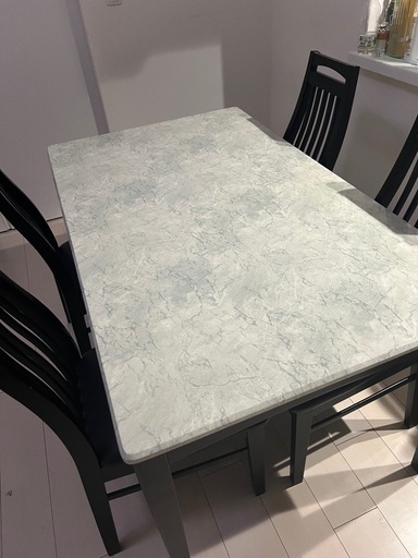 ダイニングテーブル