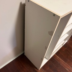 【今週末廃棄予定】スライド本棚の画像