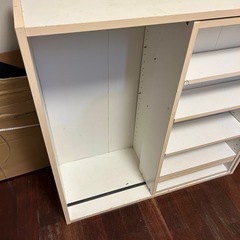 【今週末廃棄予定】スライド本棚の画像