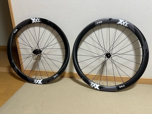 カーボンホイール　ディスク