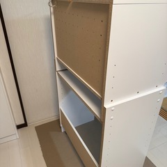 キッチン収納　ゴミ箱上収納の画像