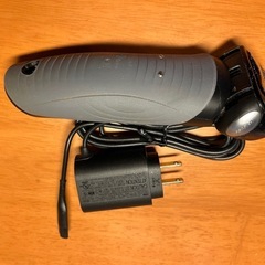 ブラウン　7840s-p シリーズ7 電気シェーバー　洗浄機付きの画像