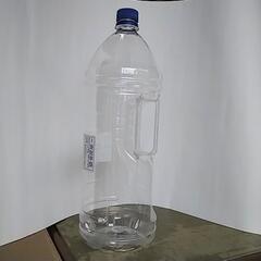 4リットル　大きなペットボルト　1本７0円です。2本〜の画像