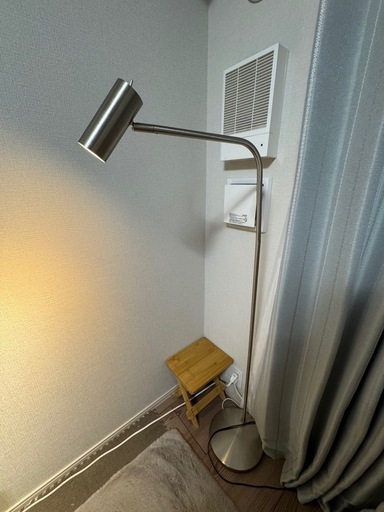 ikeaスタンドライト