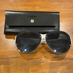 SHEIN ホワイトフレーム サングラス