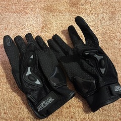 バイクグローブ オートバイ 手袋 テブクロ スマートフォン対応 タッチパネル対応 すべり止め 夏用 耐衝撃 通気性 耐用性の画像