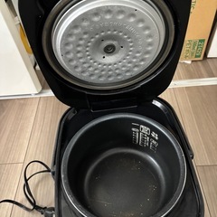炊飯器　5合炊き　の画像
