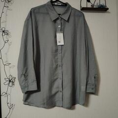 COLZA　新品グレー　シフォン　長袖シャツ　Lの画像