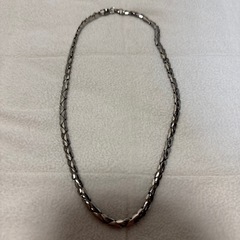 シルバーネックレス