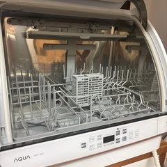 食洗機　AQUA ADW-GM2の画像