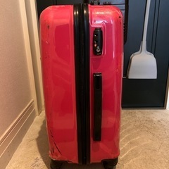 キャリーケースの画像