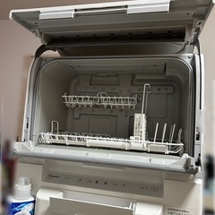 【更に値下げしました】【美品】【箱あり】【購入後返品保証あり】【掃除済み】Panasonic 食洗機　4.0人分の画像