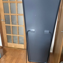 大型ミラーの画像