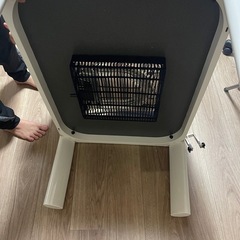 テーブル