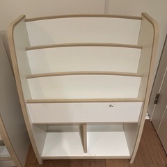 受付終了/子供用　本棚とおもちゃ箱の画像