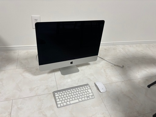 iMac 21.5インチ ME086JA