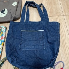 子供用バッグの画像