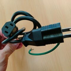 デスクトップパソコン用電源コード　2Ｐプラグ付き　中古　送料が高いので取りにこれる方限定の画像