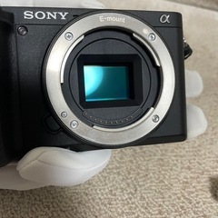 Sony α6400ズームレンズキット の画像