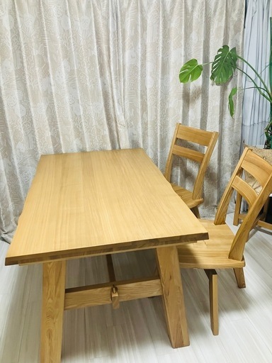 定価17万5千円　ダイニングテーブル、椅子2脚【4月4日までの取引でお値引き】