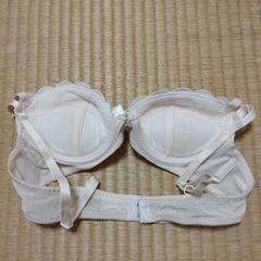 ブラ　A75の画像