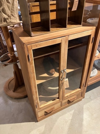 【売却予約済】食器棚