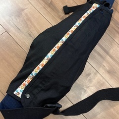 アプリカ　抱っこ紐　の画像