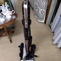 2020年　極上美品　アイリスオーヤマ　充電式　本格的　掃除機　...
