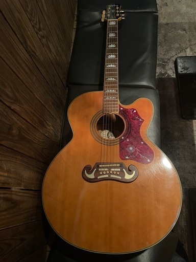 Gibsonエレアコギター