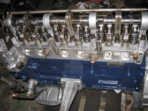 Mベンツ108-280Sツインキャブエンジン及びA/Tセツト販売