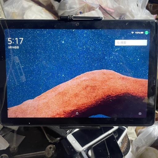 ドタキャンの為再募集、
配送込み本日限定価格！iPad第五世代　iPhone各種