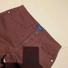 メンズ　カラージーンズ　濃いめブラウン