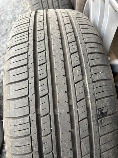 決まりました。215/60R17 夏タイヤ　2022年　アルミ　4本セット　ホンダ　純正　