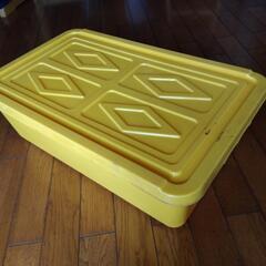衣装ケース