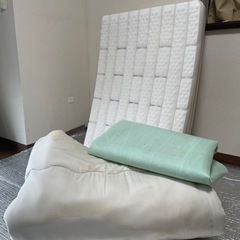 3分割　低反発　マットレス　ニトリ　吸湿性の良い羊毛混式布団　除...